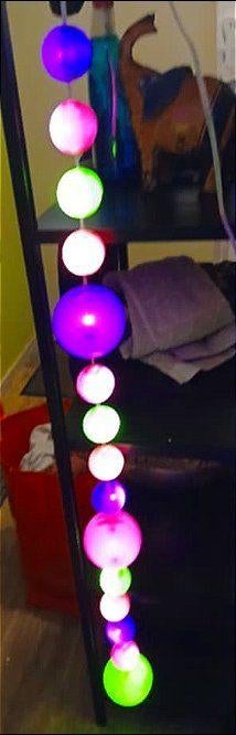 Leuke gekleurde ballen slinger, Huis en Inrichting, Lampen | Hanglampen, Ophalen of Verzenden, Zo goed als nieuw, Kunststof, Minder dan 50 cm