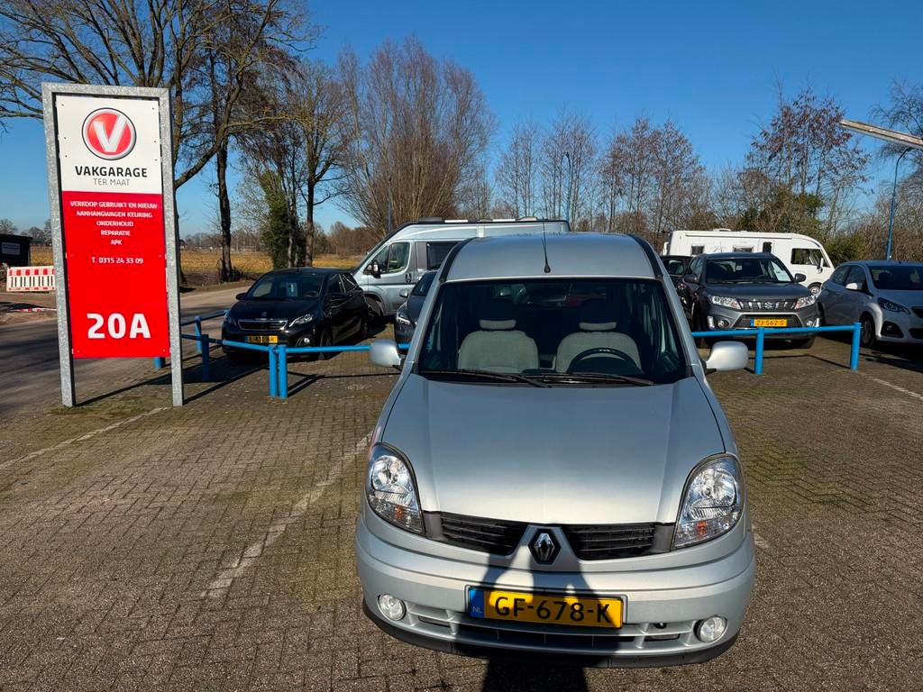 Renault Kangoo 1.6-16V Privilège, Auto's, Renault, Stof, Gebruikt, Beige, Handgeschakeld