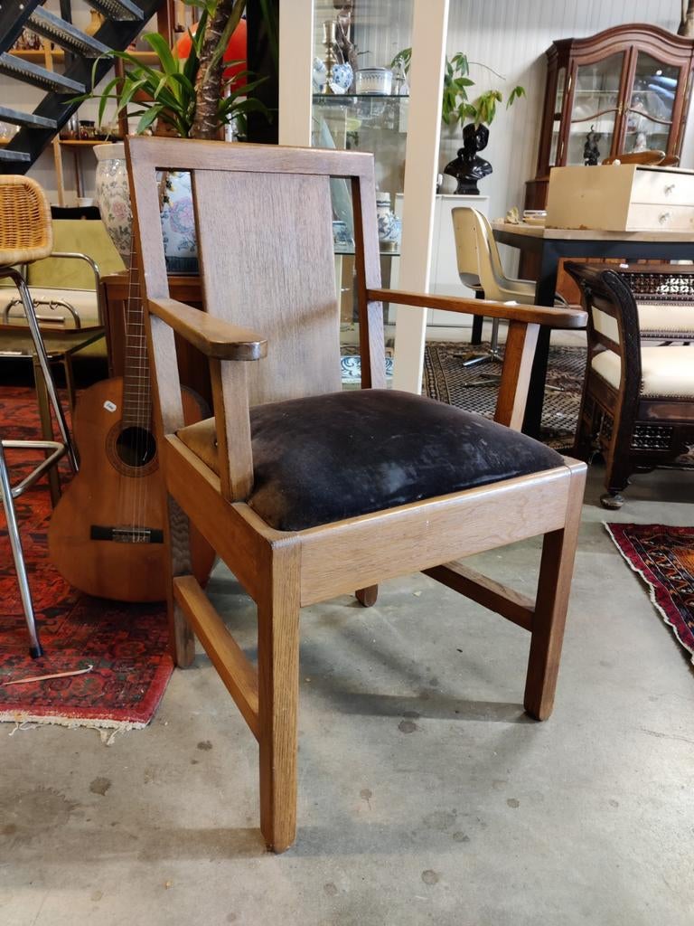 Willem Penaat stoel, Ophalen