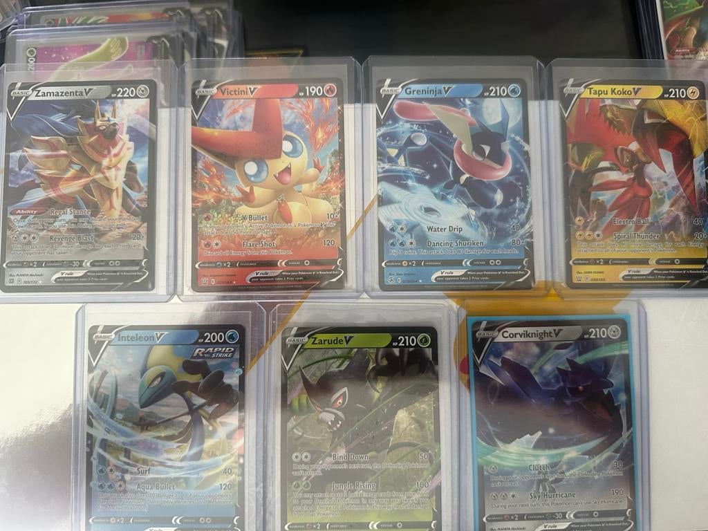 Pokémon V kaarten: Zamazenta, Victini, Greninja, Tapu Koko, Ophalen of Verzenden, Nieuw, Meerdere kaarten