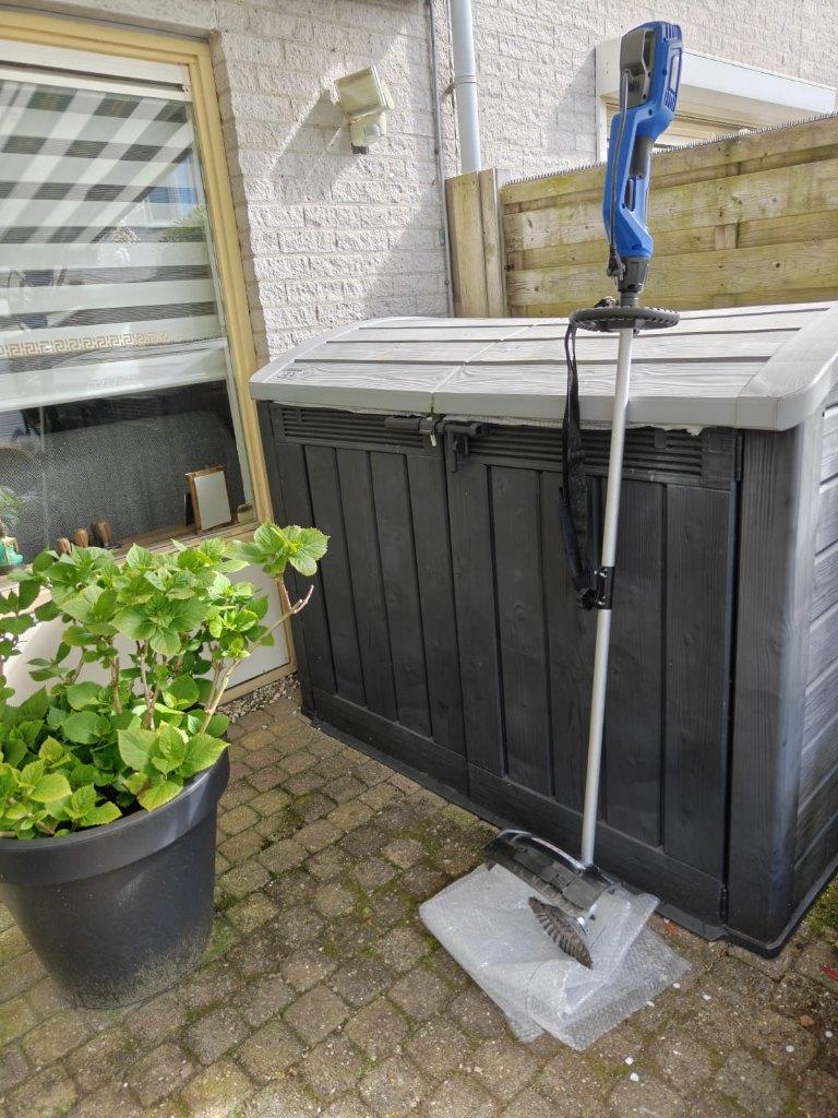 Borg Elektrische Bosmaaier 1200 Watt, Ophalen, Zo goed als nieuw, 10 tot 30 cm, Elektrisch