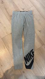 Nike legging kindermaat S, Ophalen of Verzenden, Zo goed als nieuw, Meisje, Broek