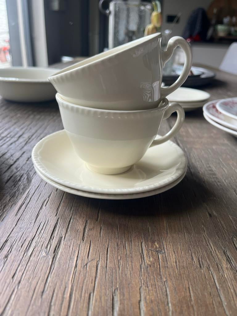 Wood & Sons servies onderdelen - Crèmekleurig met reliëf, Huis en Inrichting, Keuken | Servies, Gebruikt, Overige typen, Ophalen of Verzenden