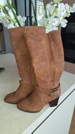 Bruine laarzen wijde schacht 48 / 49 cm maat 39, Hoge laarzen, Bruin, Ophalen of Verzenden, Zo goed als nieuw