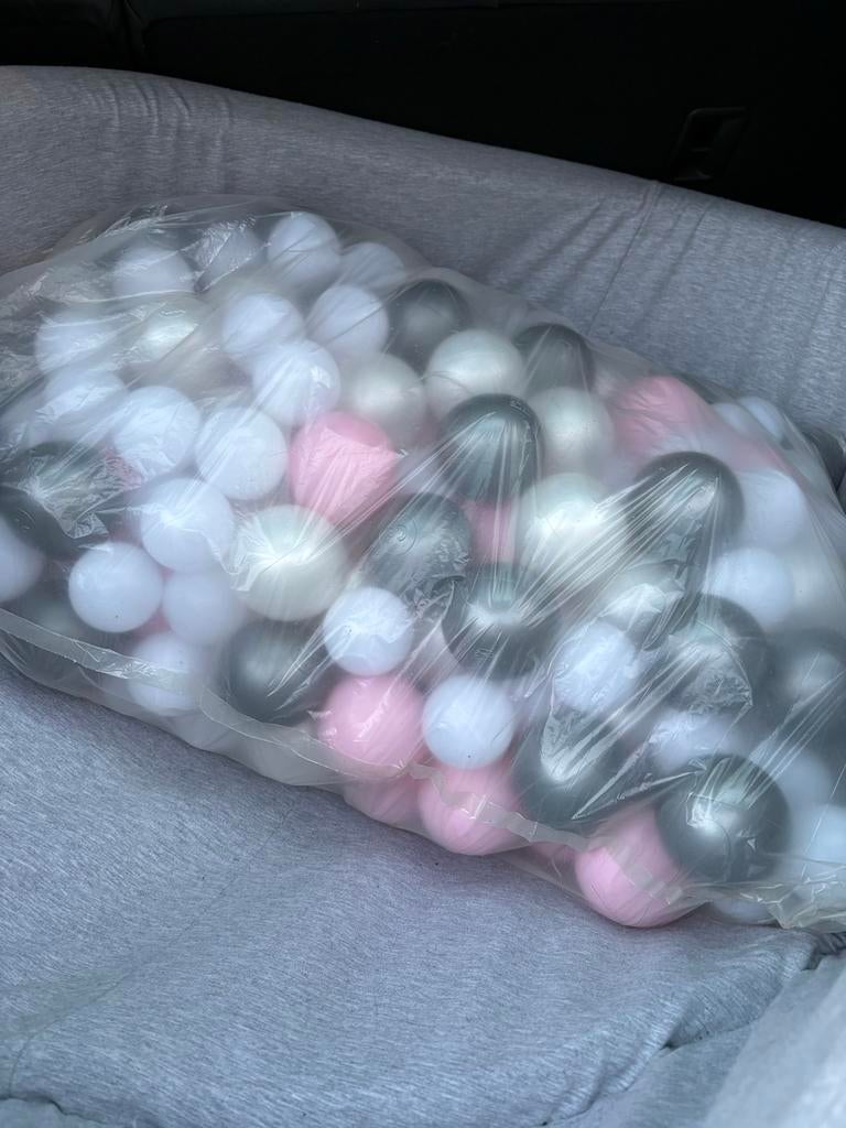 Ballenbak met ballen - Grijs, roze, wit en zwart, Ophalen of Verzenden, Zo goed als nieuw, Jongen of Meisje