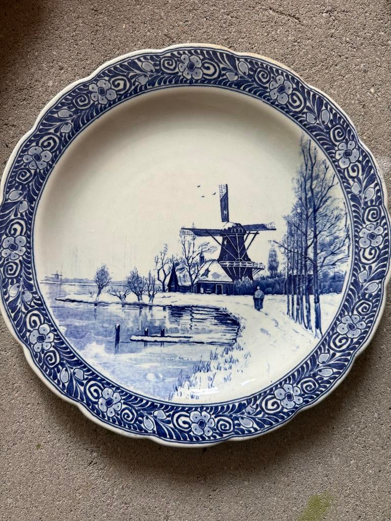 Delfts Blauw bord Société Céramique Maestricht, Antiek en Kunst, Ophalen