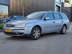 Ford Mondeo Wagon 1.8-16V Trend Export, Auto's, Gebruikt, 4 cilinders, Handgeschakeld, Grijs