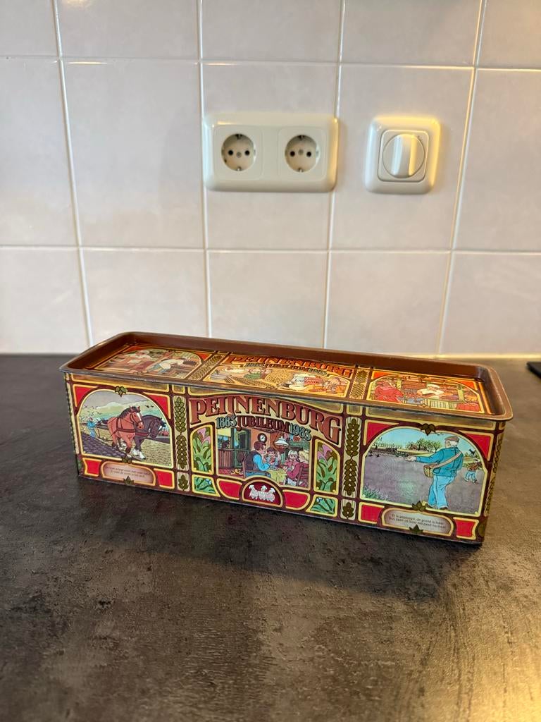 Oud Peijnenburg retro ontbijtkoek 1883-1983 jubileum blik, Verzamelen, Ophalen of Verzenden, Gebruikt, Koek(jes), Overige merken