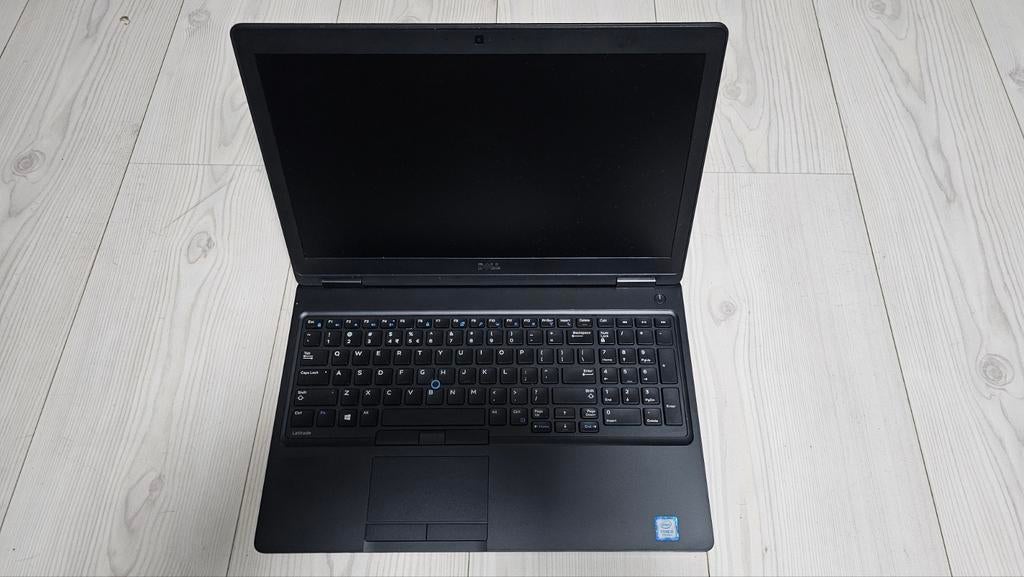 Dell Latitude 5580 i5 16GB RAM 256GB SSD Win 11 Pro, Verzenden