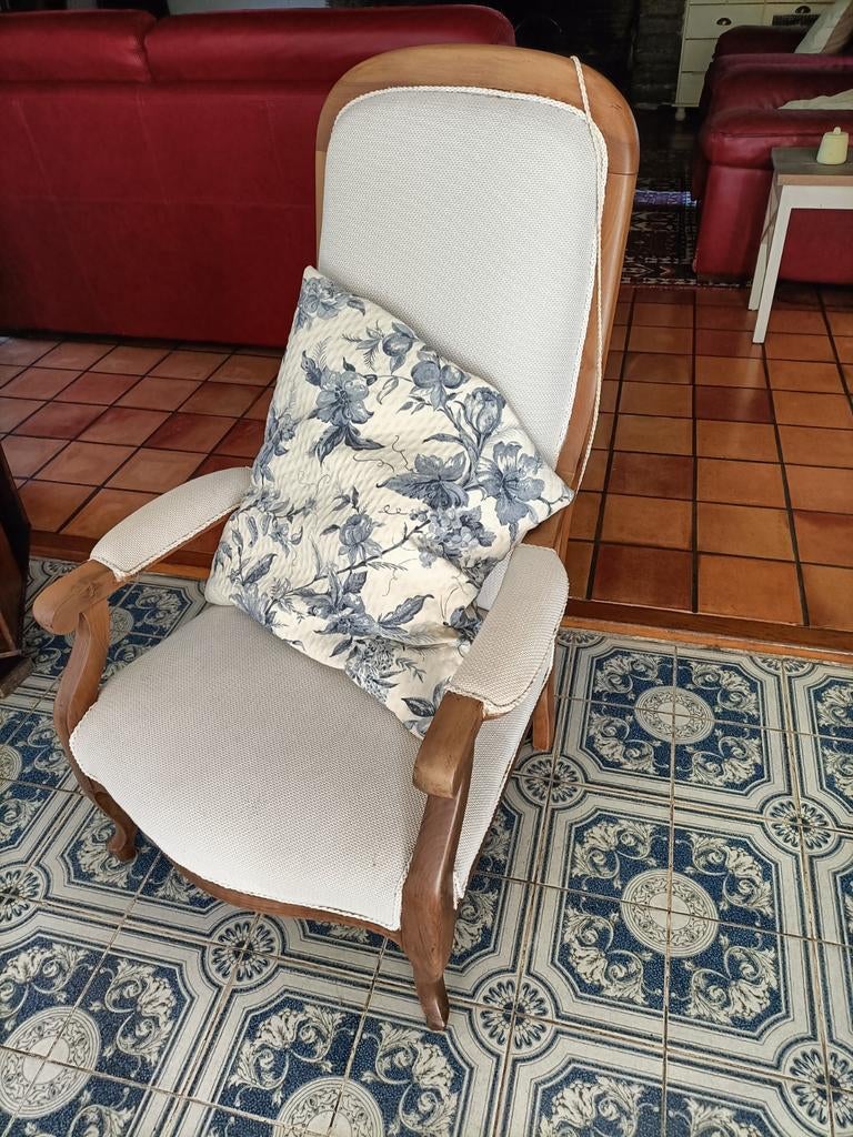 Twee Voltaire fauteuils, Ophalen