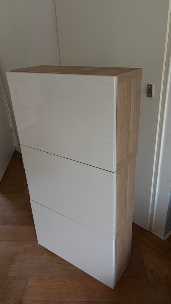 Besta opgang kastjes €60 voor 3, Ophalen, Zo goed als nieuw