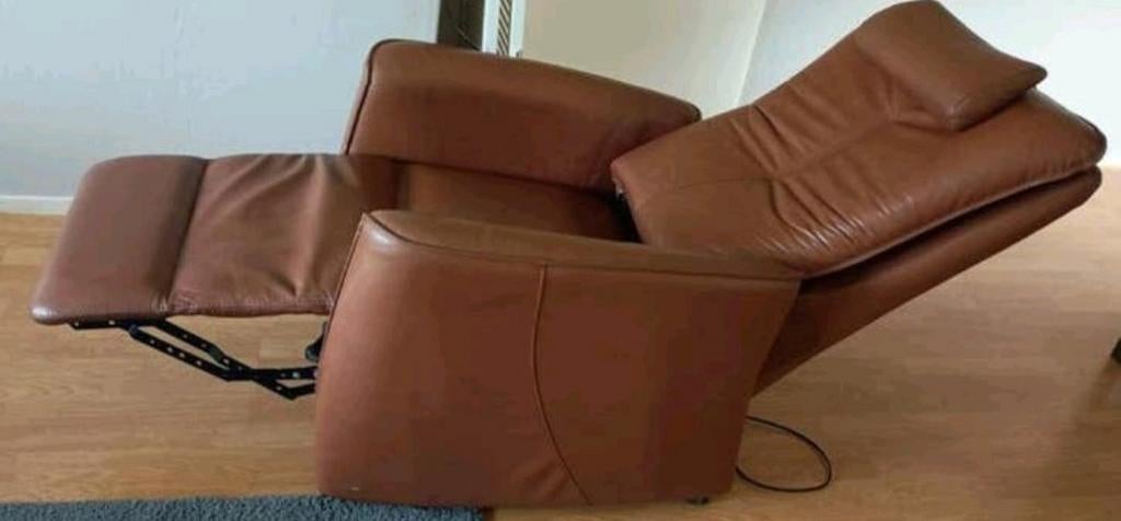 Sta op fauteuils stoelen van Prominent, Ophalen, Zo goed als nieuw