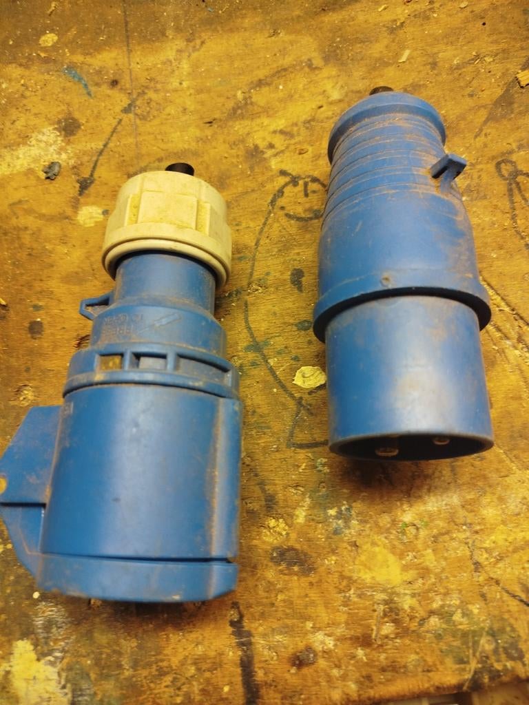 Stekkers en contrastekkers, Overige materialen, Gebruikt, Ophalen of Verzenden, Minder dan 2 meter