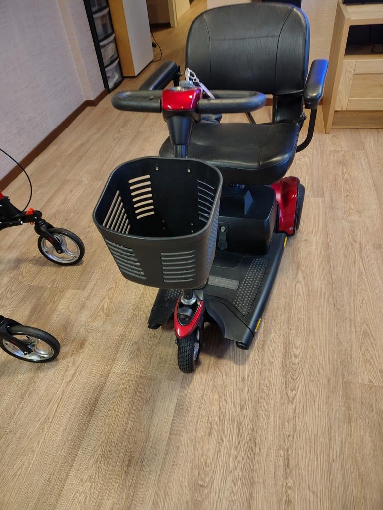 Compacte scootmobiel, Ophalen, Pride, 10 km/u of minder