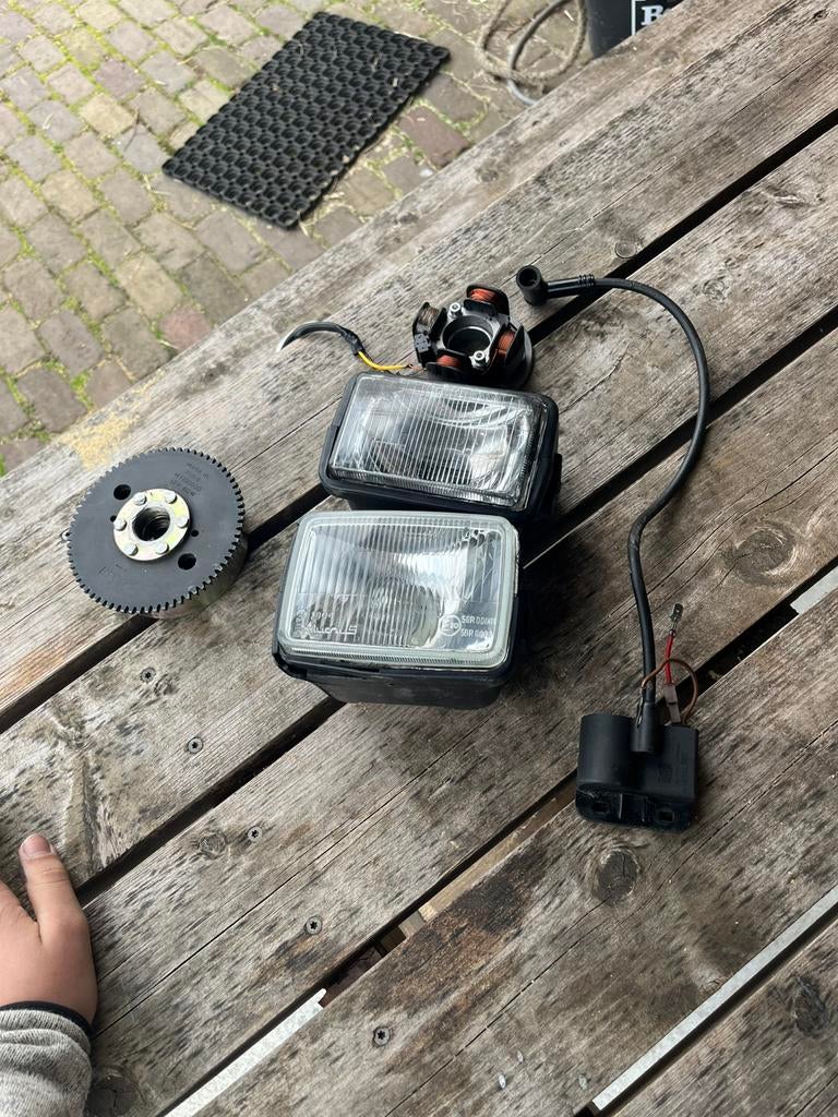 Tomos onderdelen, Ophalen, Zo goed als nieuw, Koplamp