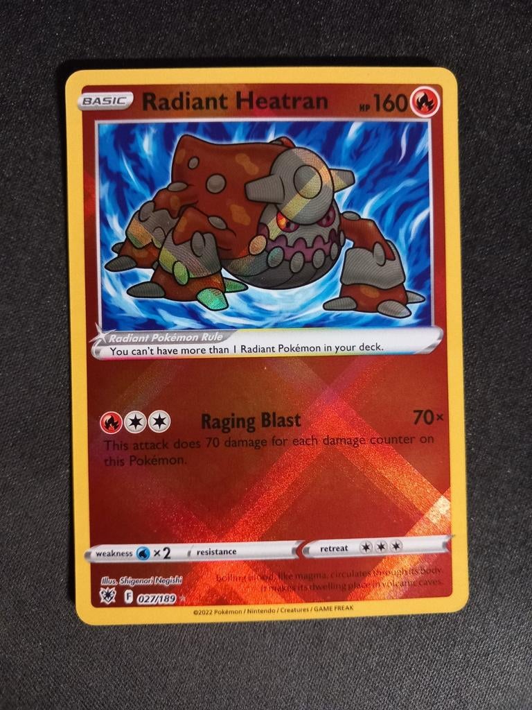 Radiant Heatran 027/189 Astral Radiance Ultra Rare NM, Verzenden, Zo goed als nieuw, Losse kaart, Foil