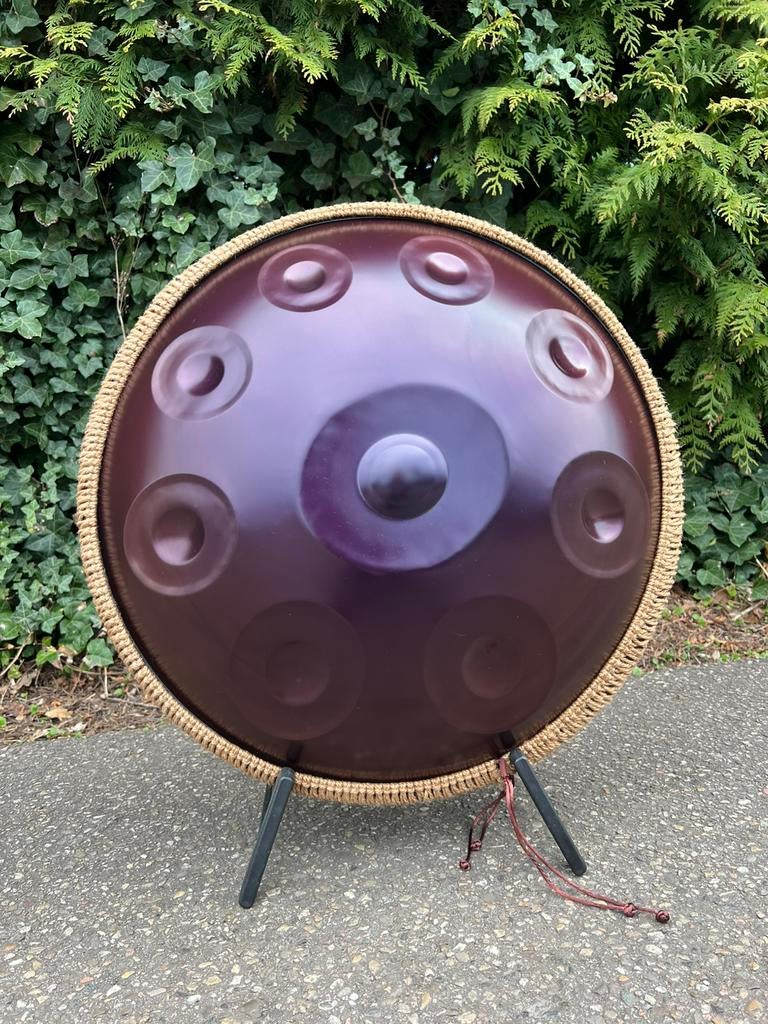 Prachtige paarsrode handpan 9 noten met handige rugtas, Muziek en Instrumenten, Percussie, Ophalen of Verzenden, Zo goed als nieuw