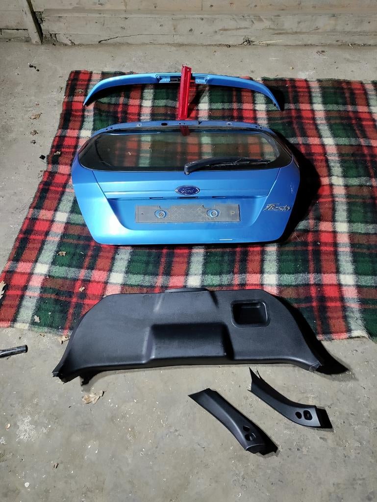 Achterklep Ford Fiesta blauw onderdelen, Gebruikt, Achterklep, Ophalen of Verzenden, Ford