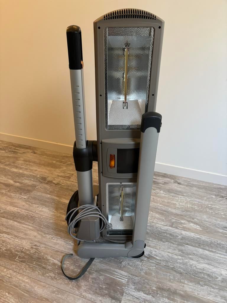 Philips innergize, Witgoed en Apparatuur, Zonnebanken en Gezichtsbruiners, Ophalen, Gebruikt, Zonnebank enkelzijdig, Minder dan 10 lampen