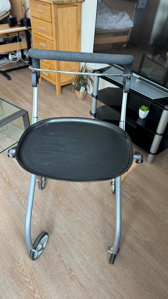 Zo goed als nieuwe rollator, Ophalen, Opvouwbaar, Zo goed als nieuw