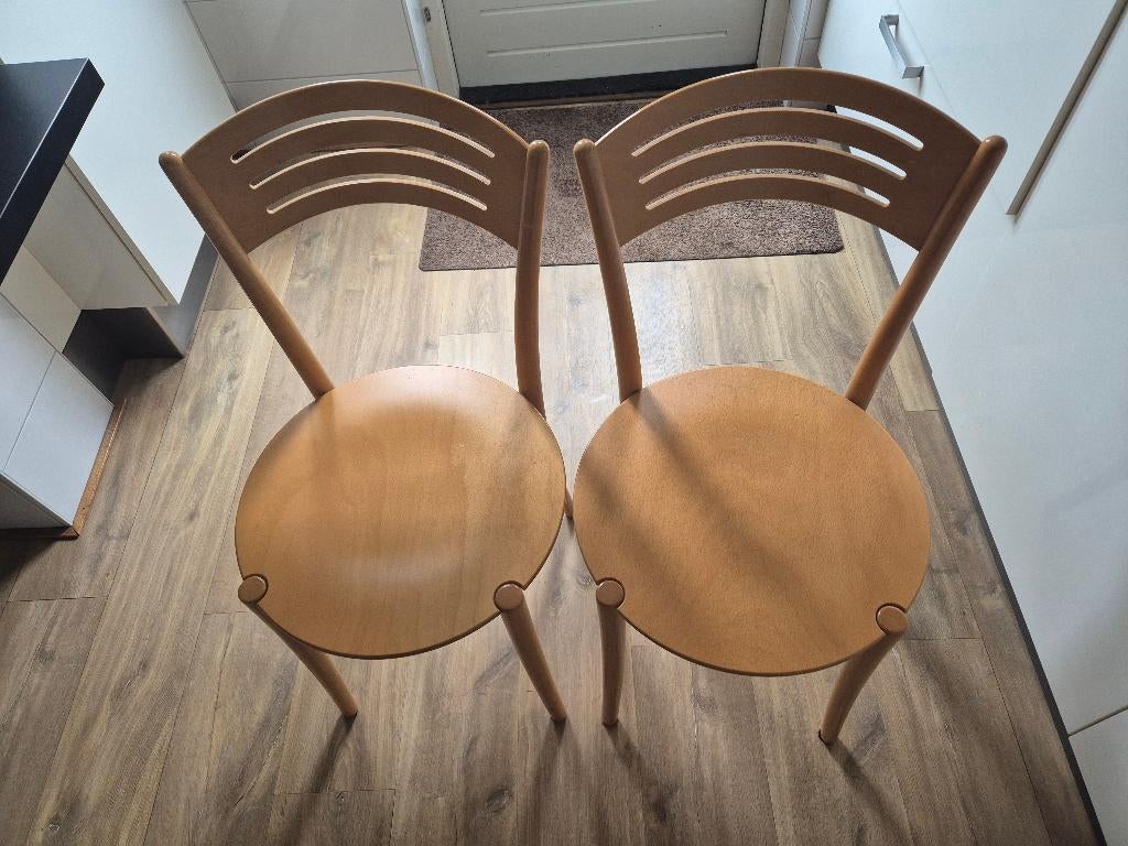 Twee mooie moderne beuken stoeltjes, Huis en Inrichting, Stoelen, Ophalen, Twee, Overige kleuren, Zo goed als nieuw