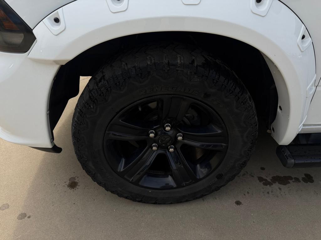 Dodge Ram 1500 5.7 V8 Quad Cab 6'4 Pano Leer Xenon, Automaat, Euro 5, Achterwielaandrijving, Gebruikt