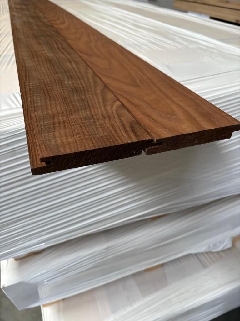 Thermisch gemodificeerd essen gevelbekleding, Ophalen, Nieuw, 180 tot 250 cm, Overige typen