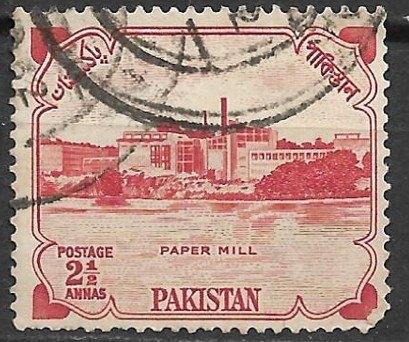 Pakistan 1957 1 jaar republiek papierfabriek, Verzenden, Gestempeld, Zuid-Azië