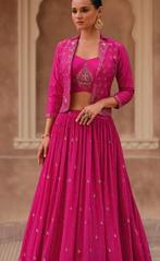 Pink Lehenga embroidered set in XS, Overige typen, Ophalen of Verzenden, Zo goed als nieuw, Roze