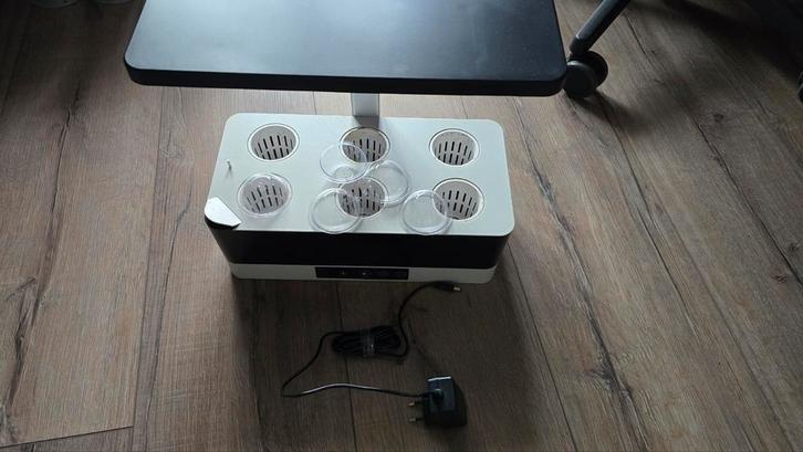 Ledvance Indoor Garden Kit Pro 360 BK, Tuin en Terras, Kweekspullen, Zo goed als nieuw, Kweekbak, Ophalen