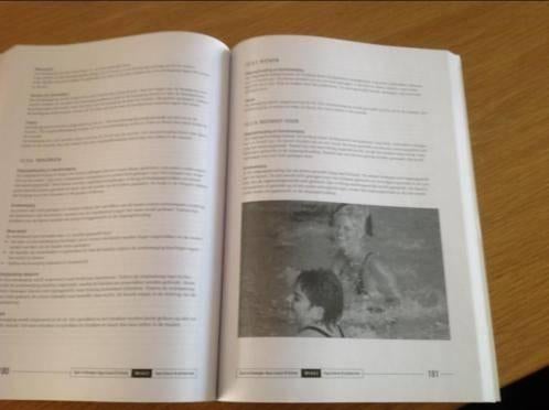 Sb4 ala 2 aqua leisure isbn 9789400214996 ZWEMLES GEVEN, Boeken, Studieboeken en Cursussen, Ophalen of Verzenden, Beta, Zo goed als nieuw