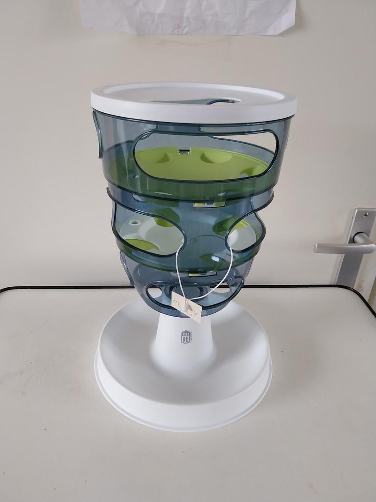 Leuke katten voer toren nr 724, Dieren en Toebehoren, Katten-accessoires, Ophalen of Verzenden, Zo goed als nieuw
