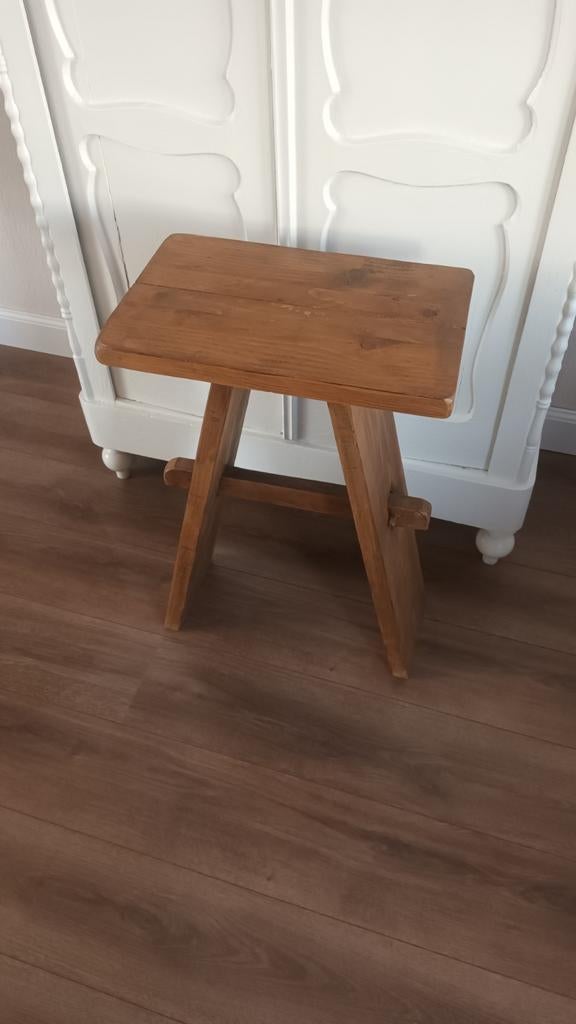 Mooie stoere landelijke kruk/bijzettafel/plantentafel, Ophalen of Verzenden, Zo goed als nieuw, Hout