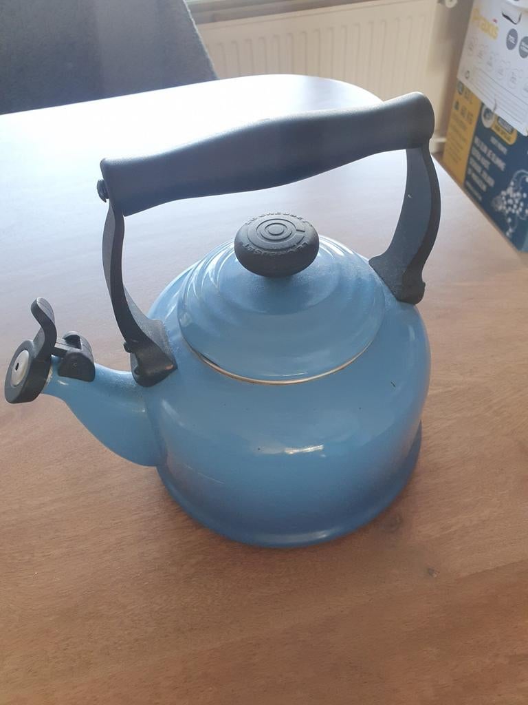 Le Creuset fluitketel, 2 liter of meer, Ophalen, Zo goed als nieuw