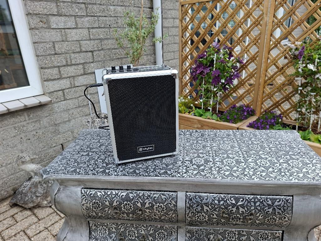 karaoke versterker met wireles microfoon mogelijkheid, Audio, Tv en Foto, Karaoke-apparatuur, Gebruikt, Complete set, Ophalen of Verzenden