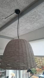 Grote witte houten gevlochten hanglamp, Ophalen, Zo goed als nieuw, Hout, 50 tot 75 cm