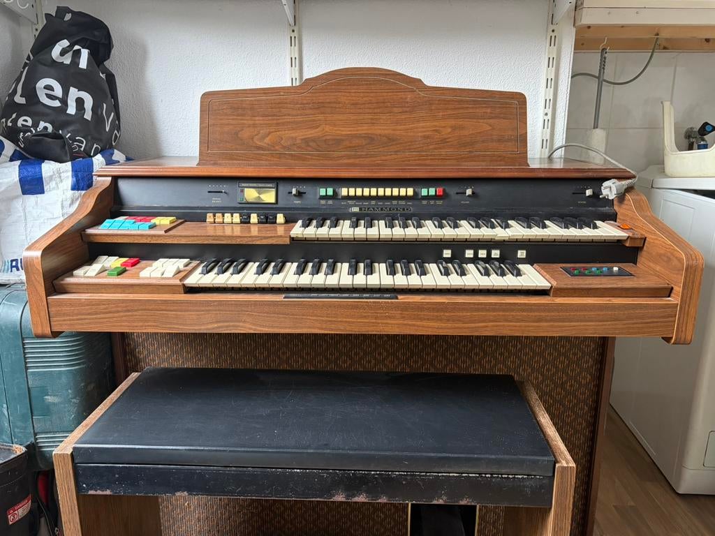 Vintage Hammond orgel met pedalen en bank, Ophalen, Zo goed als nieuw, 2 klavieren, Orgel