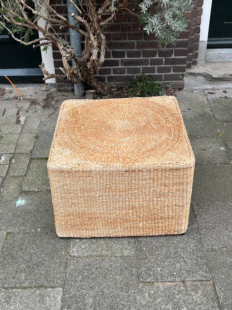 Vintage rieten poef/hocker biezen rotan boho, Ophalen, Gebruikt, Boho, Riet of Rotan