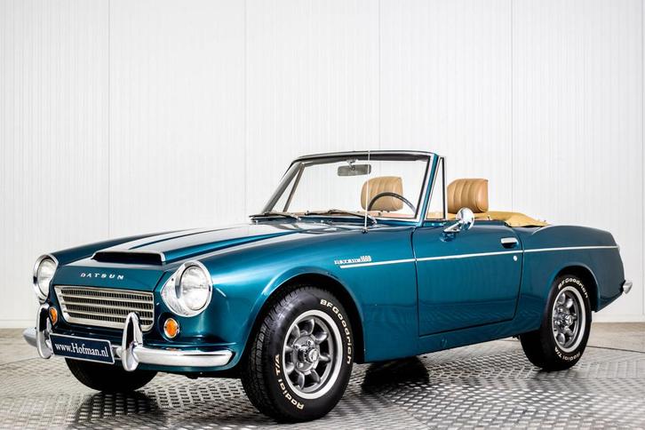 Datsun Fairlady 1600 SPL311 (bj 1969), Auto's, Overige Auto's, Bedrijf, Te koop, Lichtmetalen velgen, Metallic lak, Open dak, Benzine