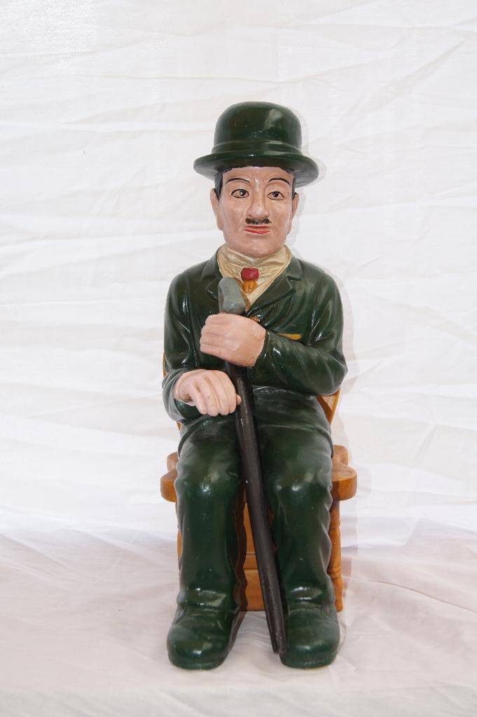 Charlie  Chaplin / Duitse politie, Ophalen of Verzenden, Overige materialen, Beeld