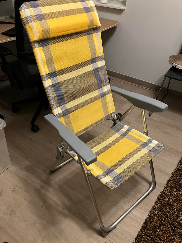 Campingstoel met verstelbare rugleuning (reparatie nodig), Caravans en Kamperen, Ophalen, Gebruikt, Campingstoel