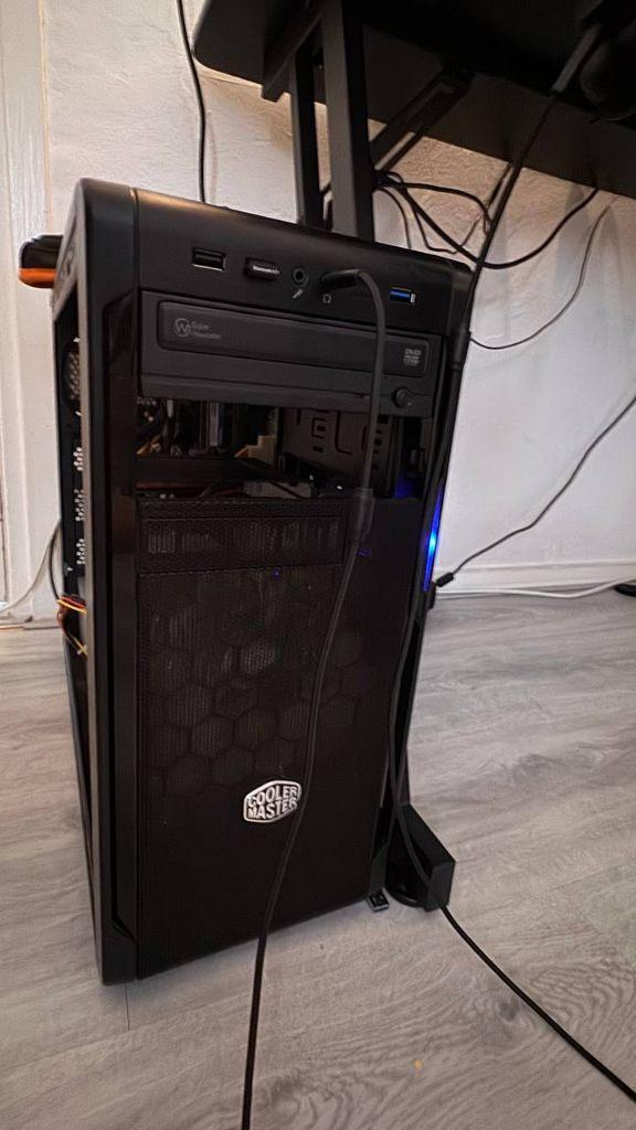 GAMING PC, Computers en Software, Desktop Pc's, HDD, 2 tot 3 Ghz, 8 GB, Medion