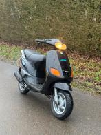 Orginele zip type 3 snor scooter, Fietsen en Brommers, Scooters | Piaggio, Ophalen of Verzenden, Zo goed als nieuw, Benzine, Zip