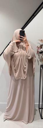 Nieuwe beige khimaar set jersey nieuw, Ophalen of Verzenden, Zo goed als nieuw, Beige, Boven de knie