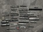 Partij emblemen 37 x Citroen V6 Renault Toyota Luxus Rover., Ophalen of Verzenden, Gebruikt, Gebruiksvoorwerp