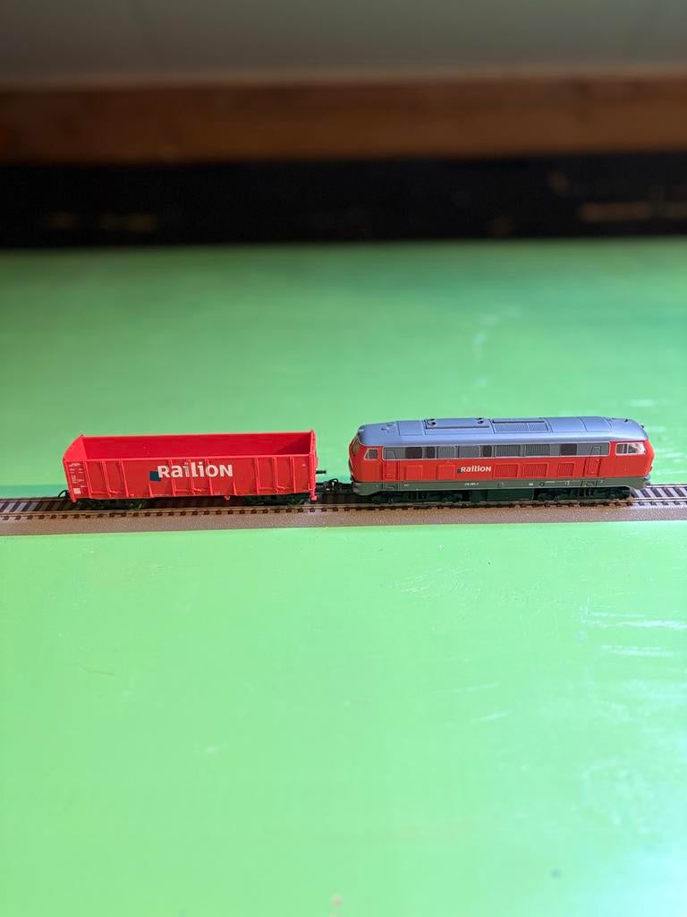 Railion 218 365-1 locomotief met wagon - Onderhoud nodig, Overige merken, Gebruikt, Locomotief, Gelijkstroom of Wisselstroom