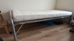 Eenpersoons bed (poten in te klappen), Ophalen, 90 cm, Eenpersoons, Zo goed als nieuw