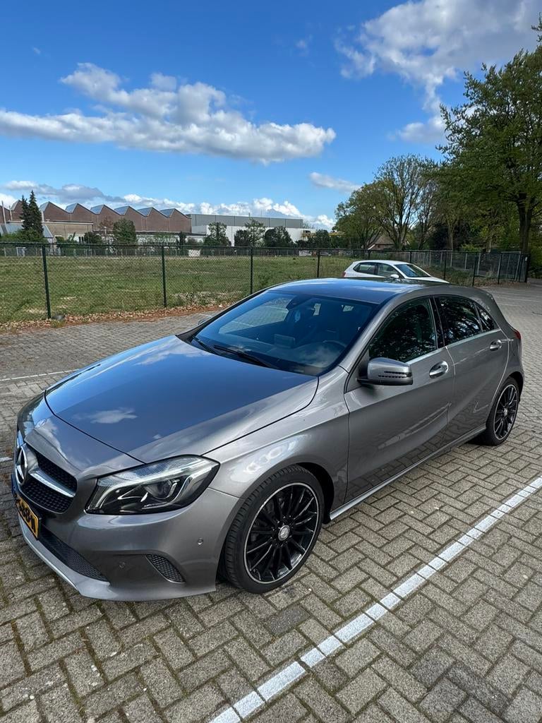 Mercedes-Benz A-Klasse 1.5 A180 CDI Blue Efficiency AUT 2016, Auto's, 1325 kg, 4 cilinders, Origineel Nederlands, 1200 kg