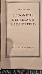 Indonesië, Nederland en de Wereld - Dr. H.J. van Mook, Ophalen of Verzenden