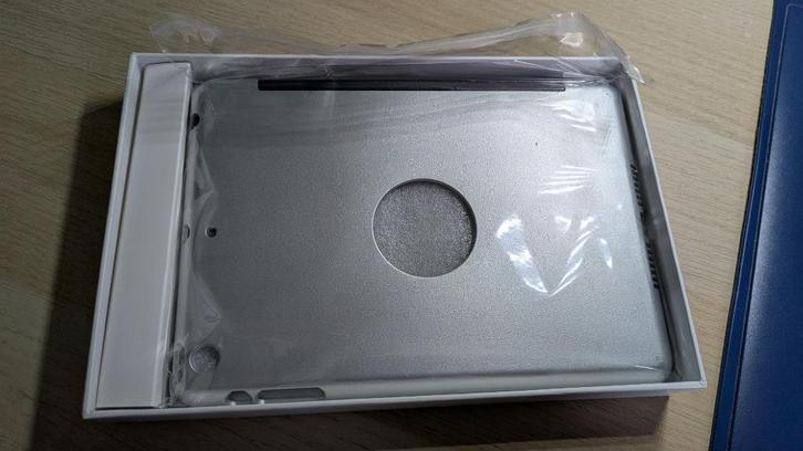 iPad Mini 2 Air hoes met toetsenbord, Computers en Software, Tablet-hoezen, Zo goed als nieuw, Bescherming voor- en achterkant